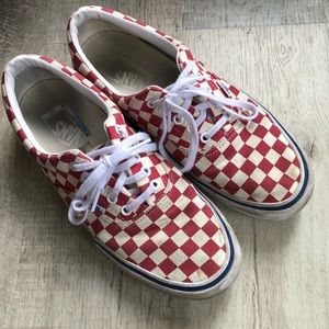 SOLD Men’s Vans size 10.5